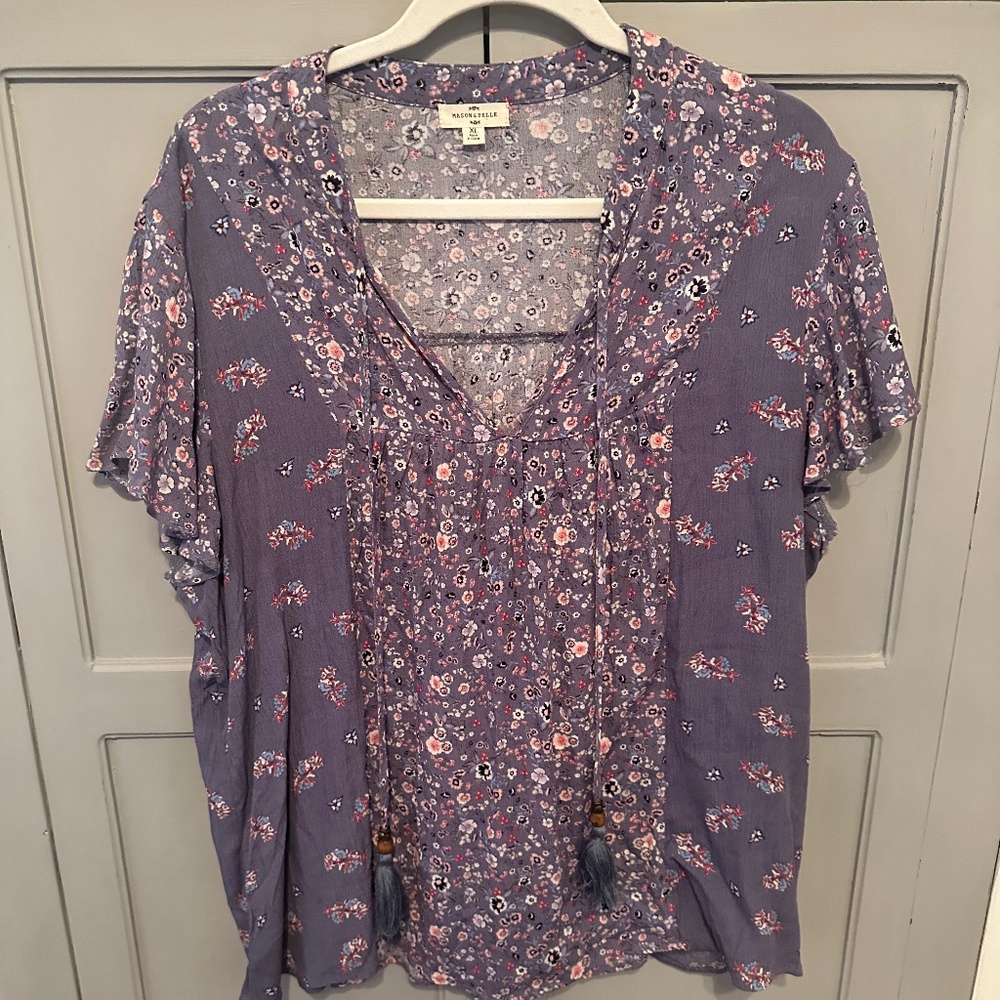 Floral V Neck Tassel Knit Top